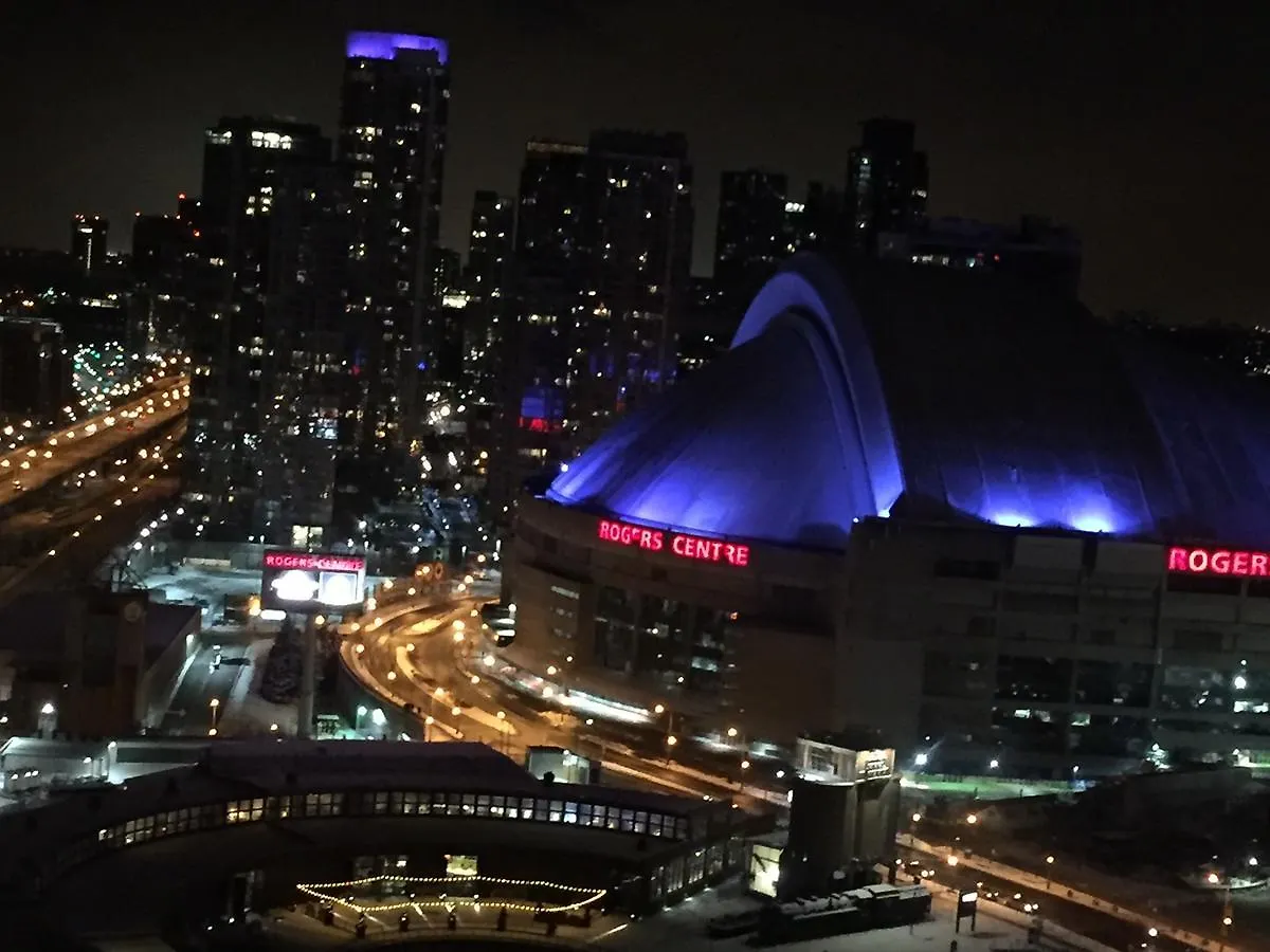 Apartment Condo Overlooking Cn Tower, Rogers, Islands Toronto