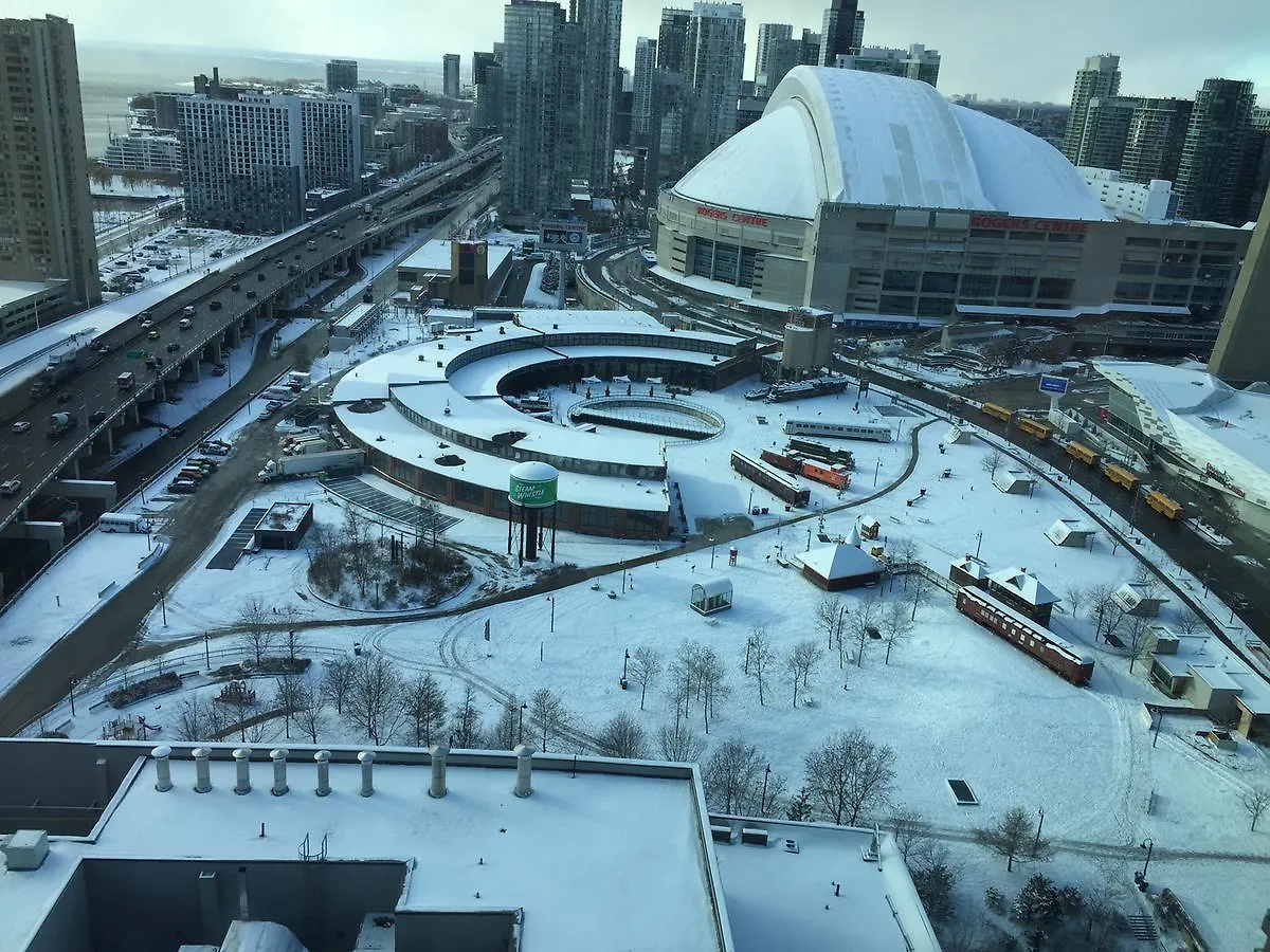 Condo Overlooking Cn Tower, Rogers, Islands Toronto 0*,