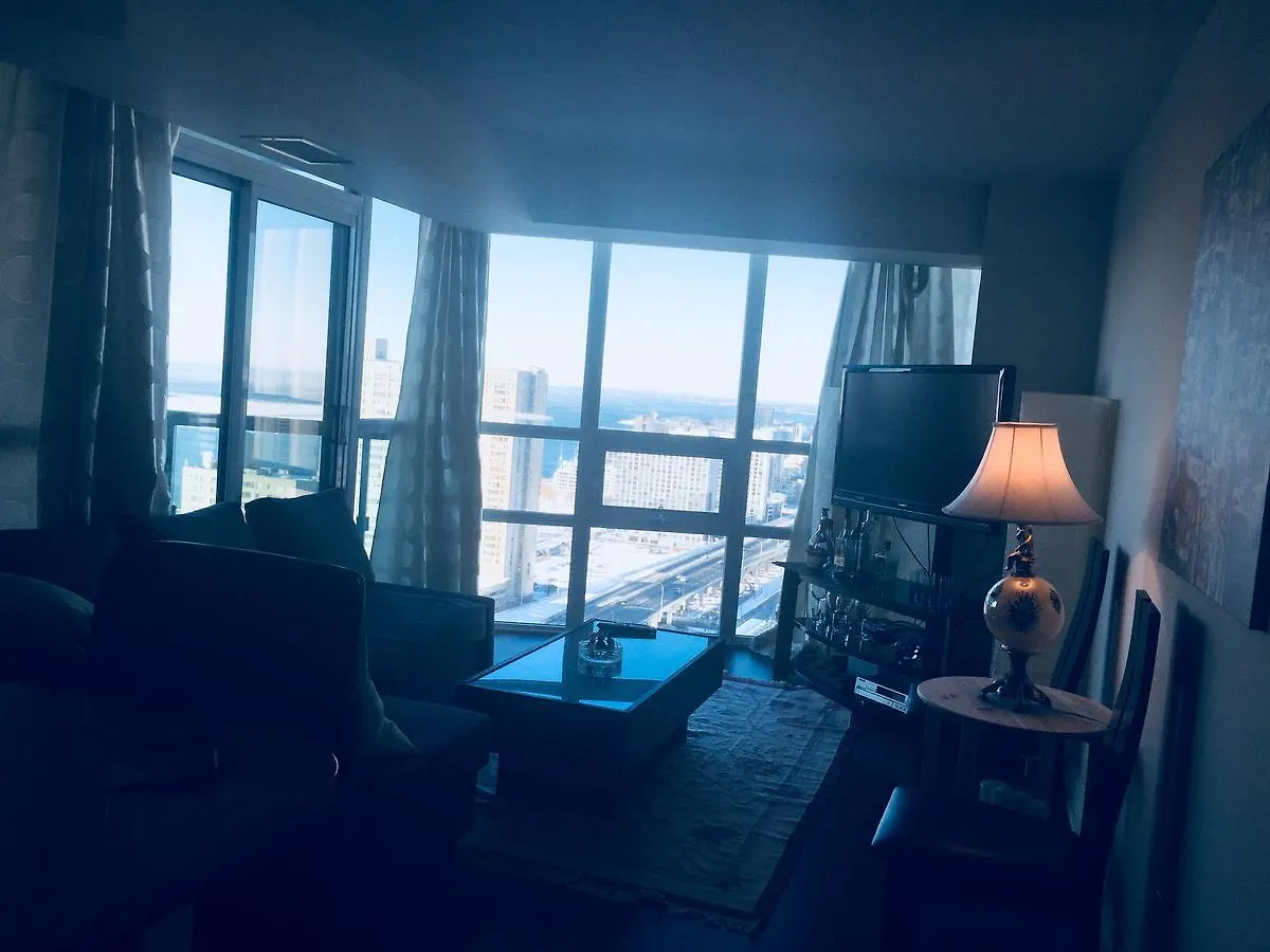 Condo Overlooking Cn Tower, Rogers, Islands Toronto